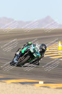 media/Oct-07-2023-CVMA (Sat) [[f84d08e330]]/Race 13 500 Supersport-350 Supersport/